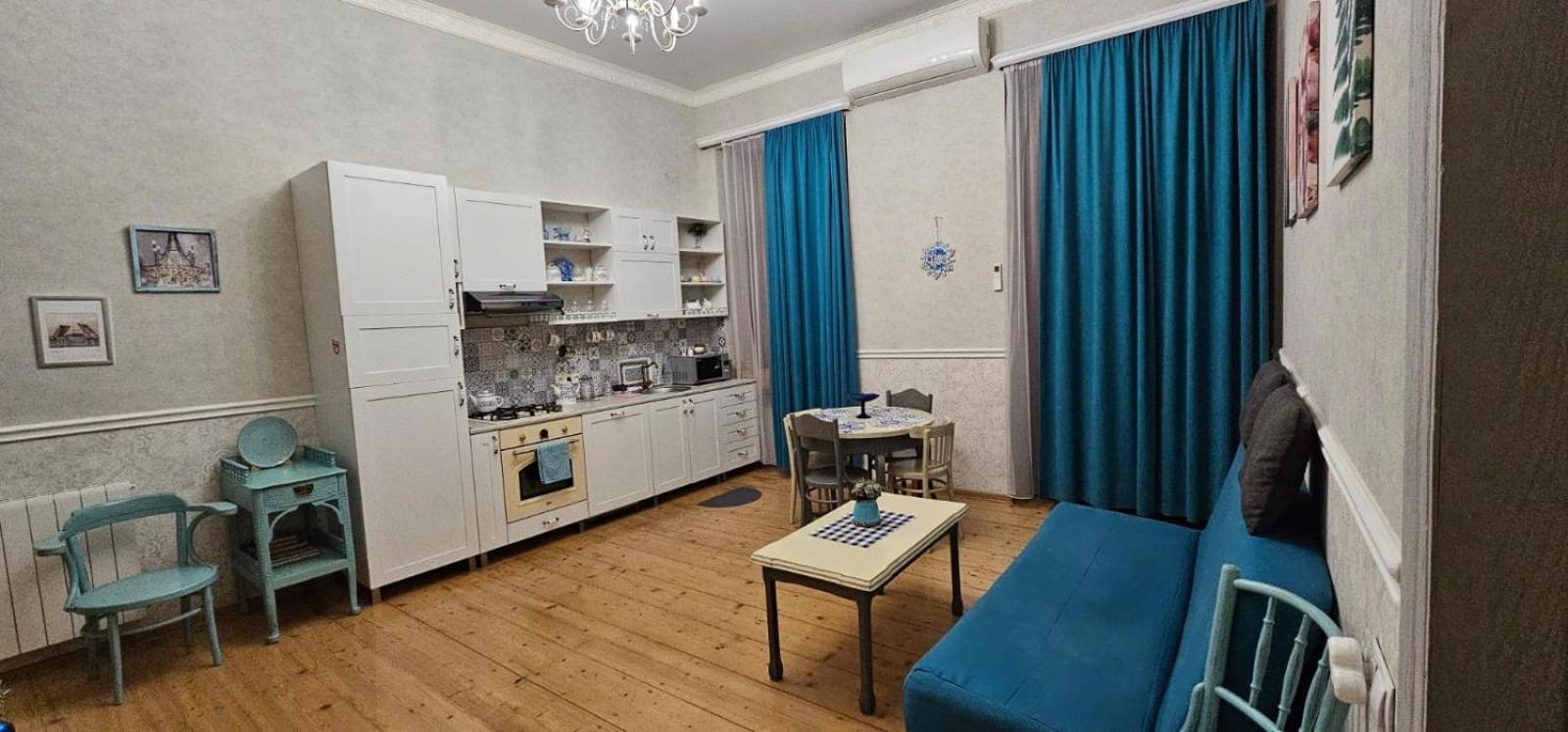 Apartament On Aghmashenebeli 26 ティビリシ エクステリア 写真