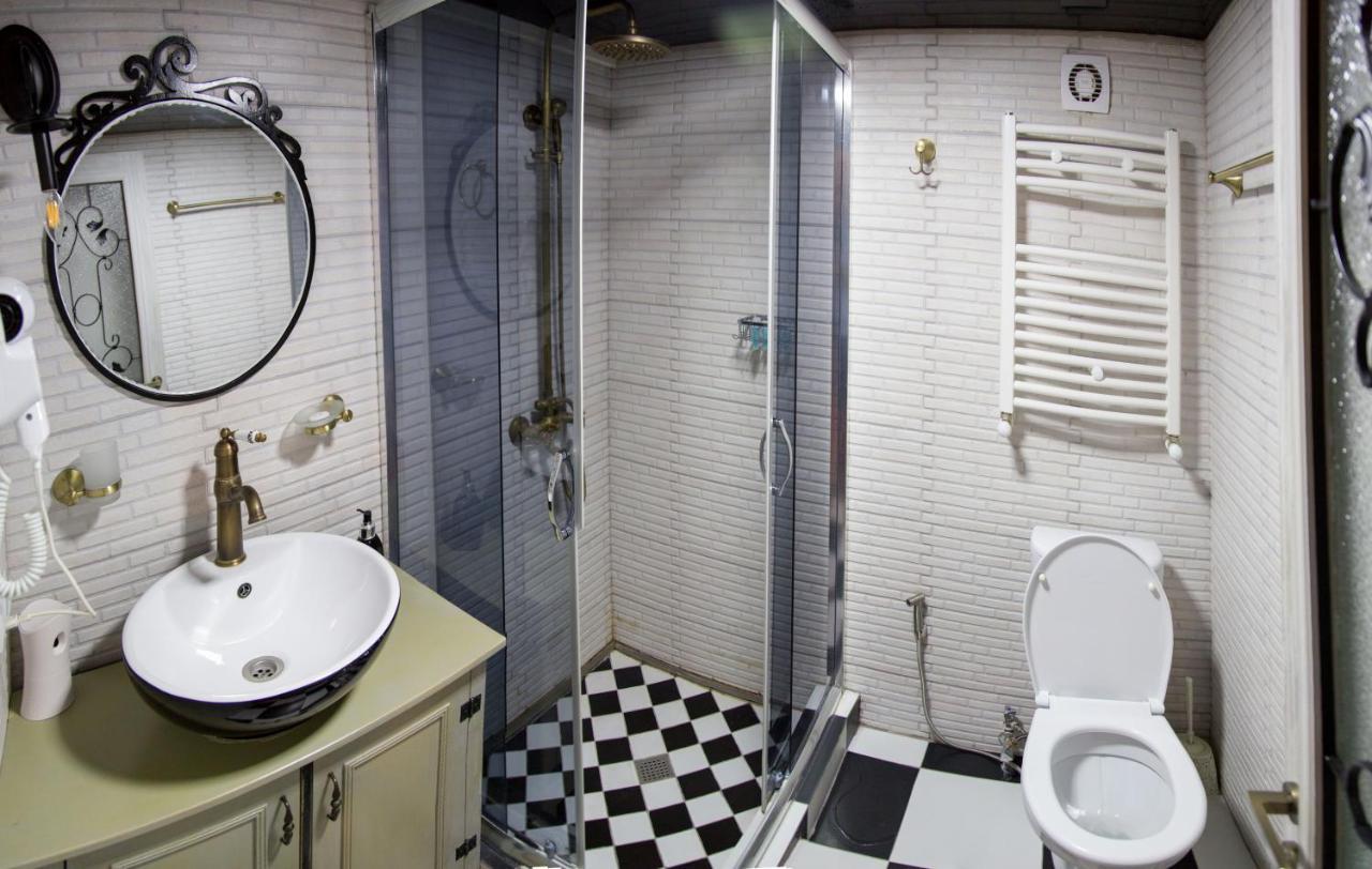 Apartament On Aghmashenebeli 26 ティビリシ エクステリア 写真